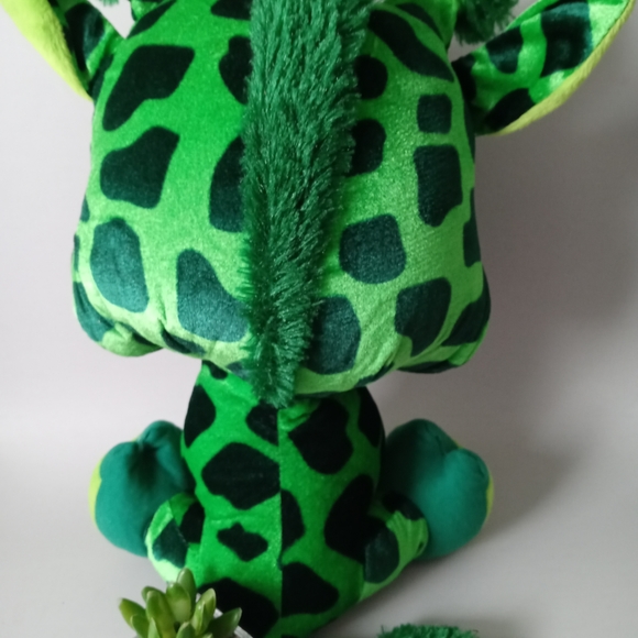 GIRAFFE Classic Toy Co GREEN 14" good condition - Picture 5 of 8